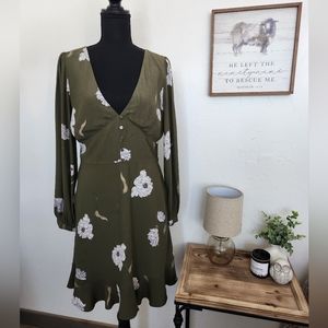 CUPCAKES AND CASHMERE BOUTIQUE DRESS